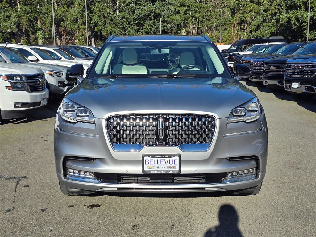 Used 2023 Lincoln Aviator Black Label w/ Dynamic Handling Package image 8