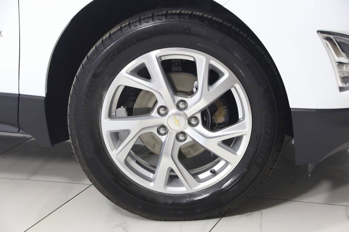 Used 2021 Chevrolet Equinox Premier AWD/4WD image 16