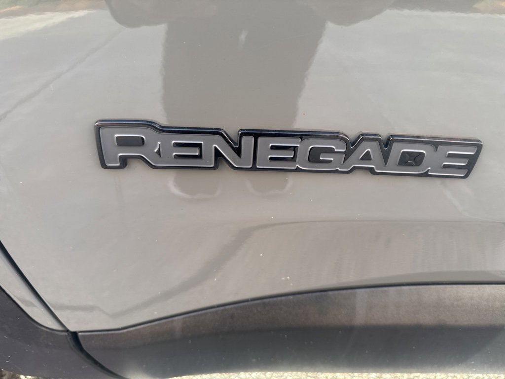 Used 2020 Jeep Renegade Altitude image 14