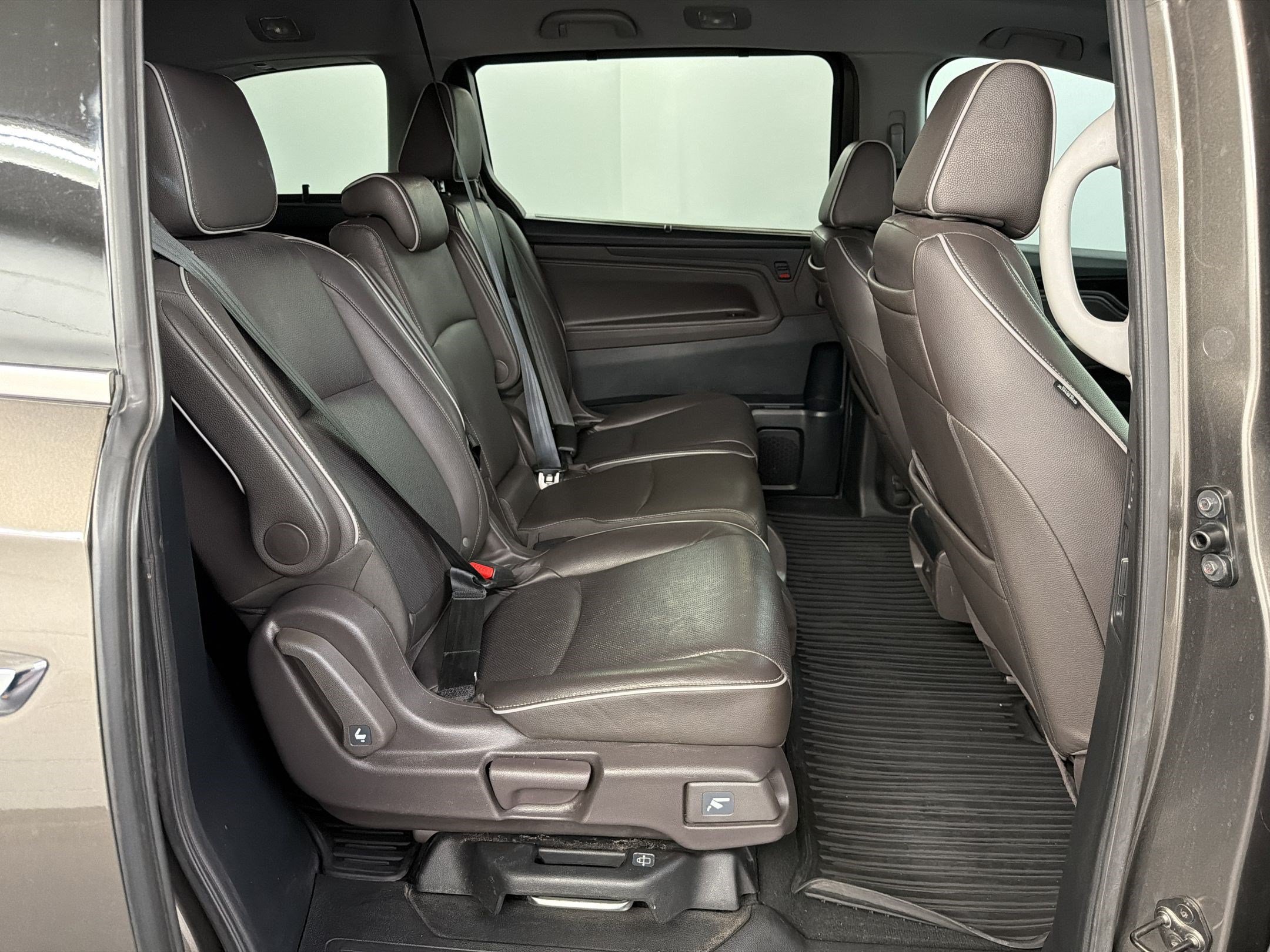 Used 2023 Honda Odyssey Elite image 29