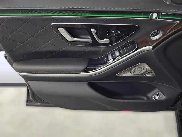 Used 2024 Mercedes-Benz S 580 4MATIC Sedan image 10