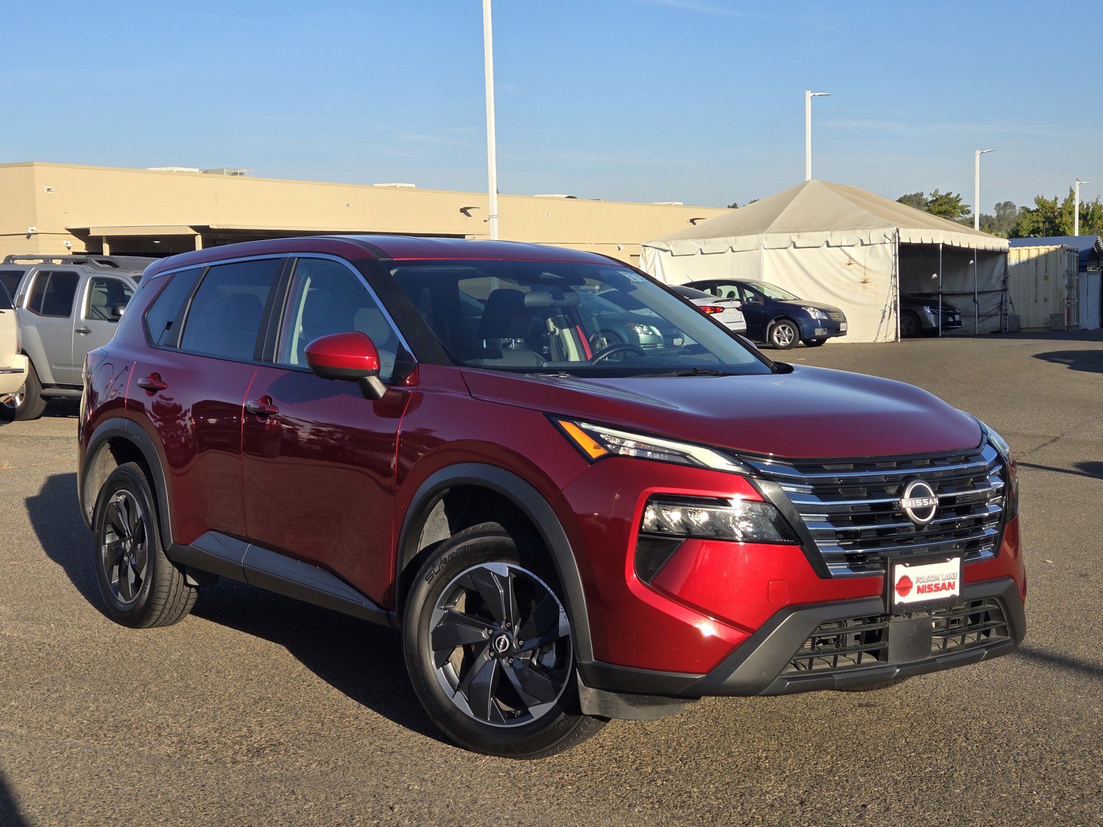 Certified 2025 Nissan Rogue SV AWD/4WD image 1