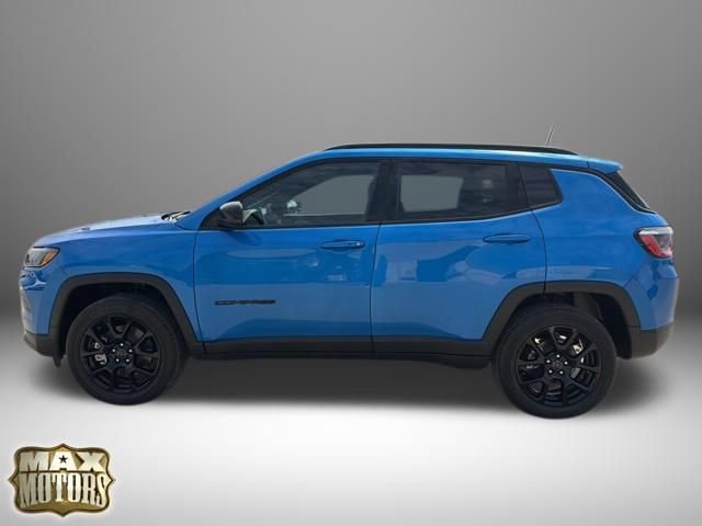 New 2026 Jeep Compass Latitude image 11