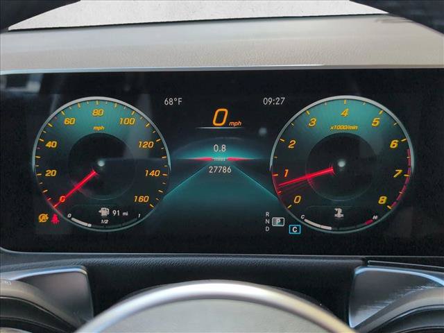 Used 2021 Mercedes-Benz GLB 250 w/ Premium Package image 11