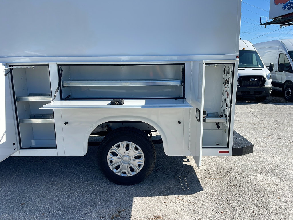 New 2025 Ford Transit 350 w/ Interior Upgrade Package RWD image 12
