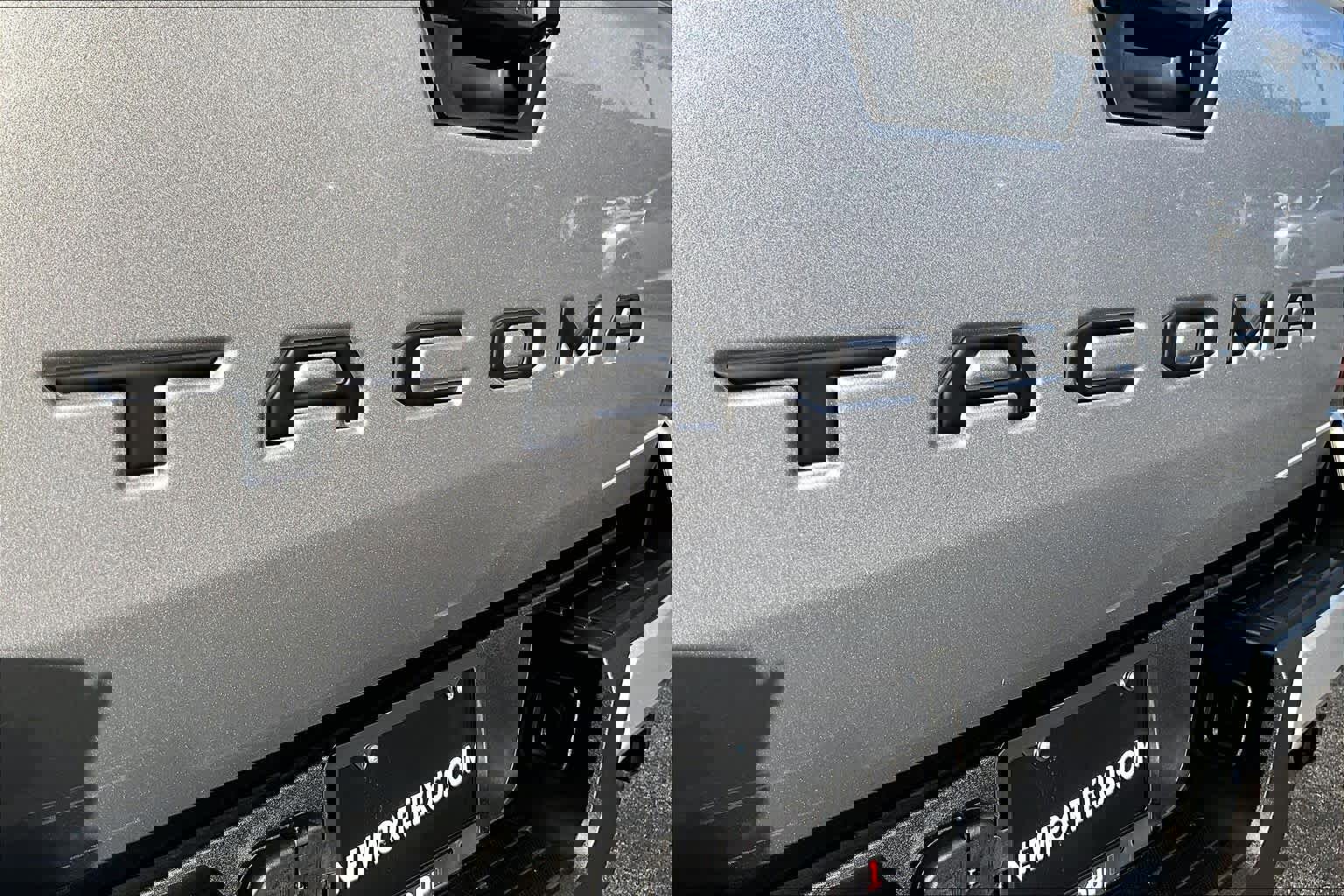 Used 2026 Toyota Tacoma SR5 image 9