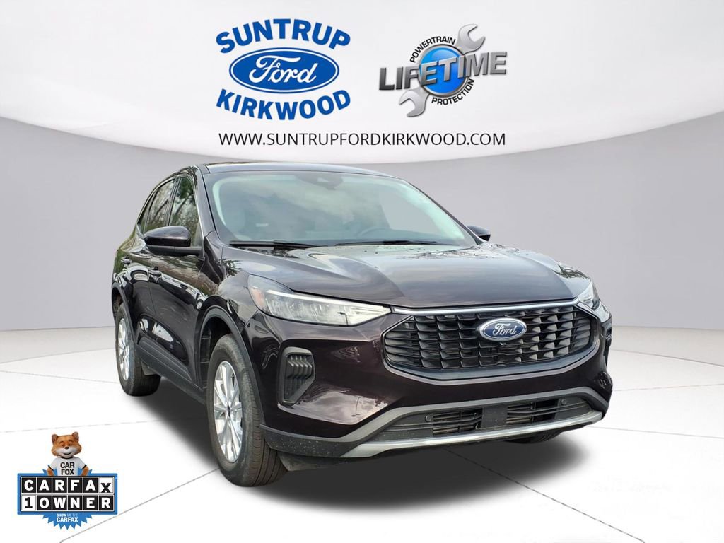 Used 2023 Ford Escape Active w/ Tech Pack #2 image 1