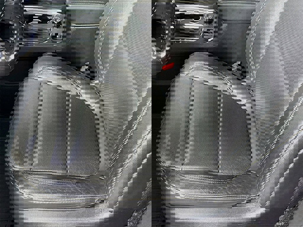 Used 2020 Chevrolet Traverse Premier image 14