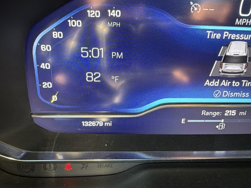 Used 2022 Chevrolet Tahoe LT w/ Luxury Package RWD image 10