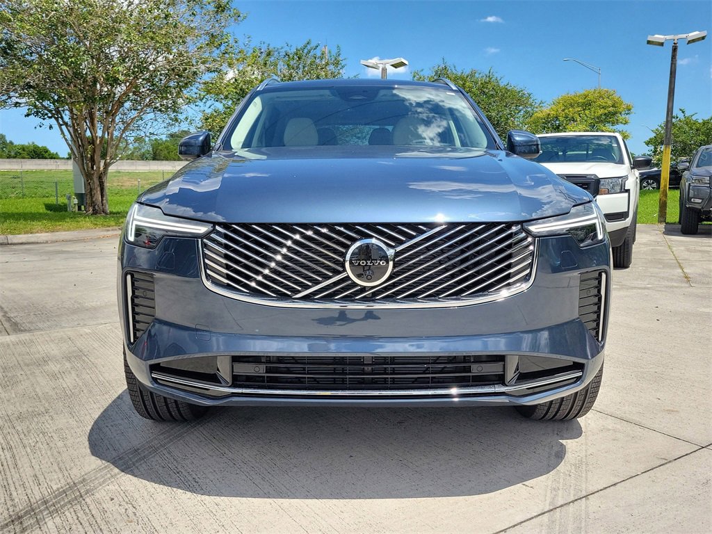 New 2026 Volvo XC90 B6 Ultra image 2