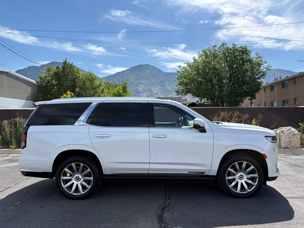 Used 2021 Cadillac Escalade Premium Luxury Platinum AWD/4WD image 2