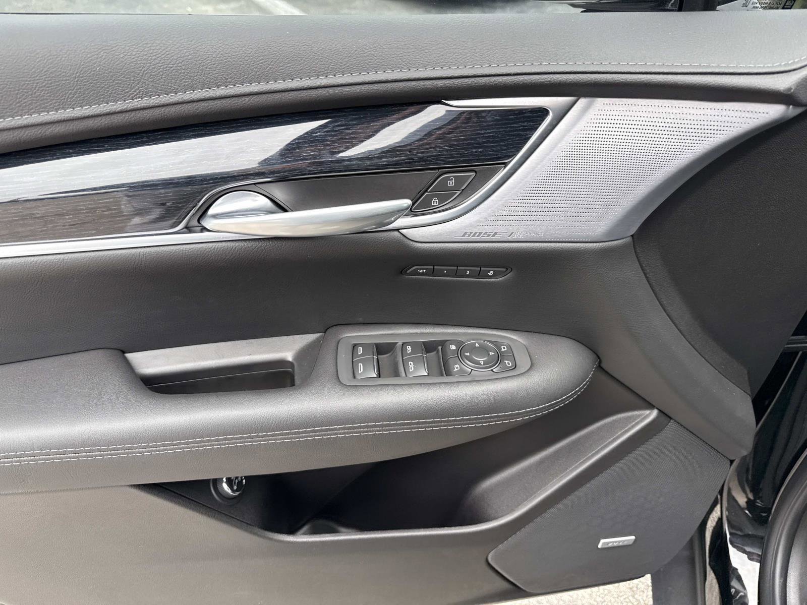 Used 2025 Cadillac XT5 Premium Luxury w/ Technology Package image 19