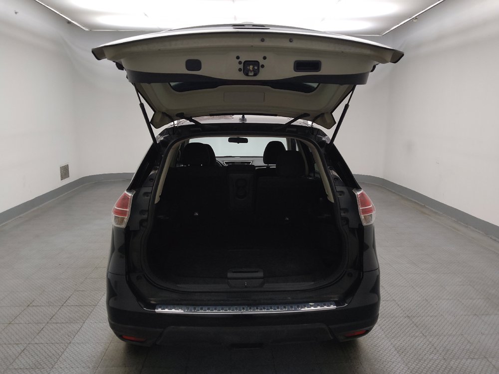 Used 2016 Nissan Rogue SV AWD/4WD image 29