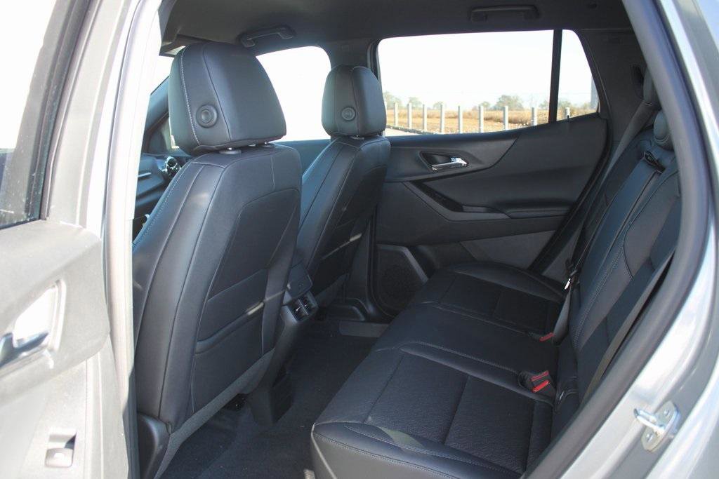 New 2026 Chevrolet Equinox LT w/ Convenience Package II image 6