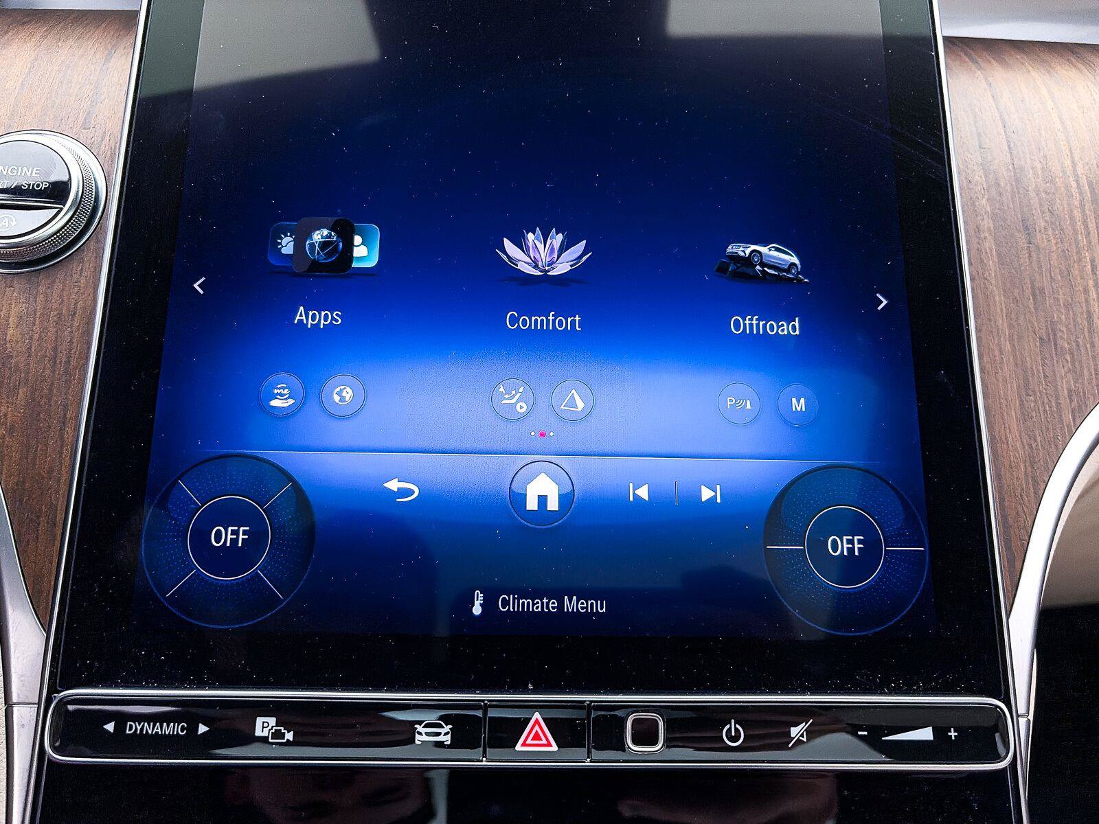 Used 2024 Mercedes-Benz GLC 300 4MATIC image 6