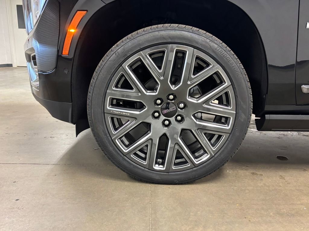 New 2026 GMC Yukon XL Denali Ultimate w/ LPO, Floor Liner Package image 8