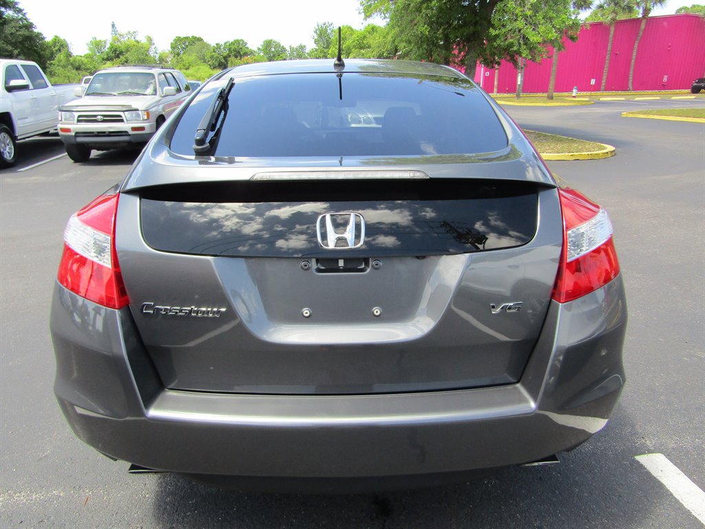 Used 2012 Honda Crosstour EX image 3