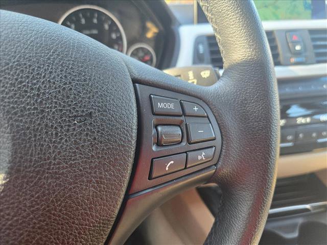 Used 2016 BMW 320i xDrive Sedan image 18