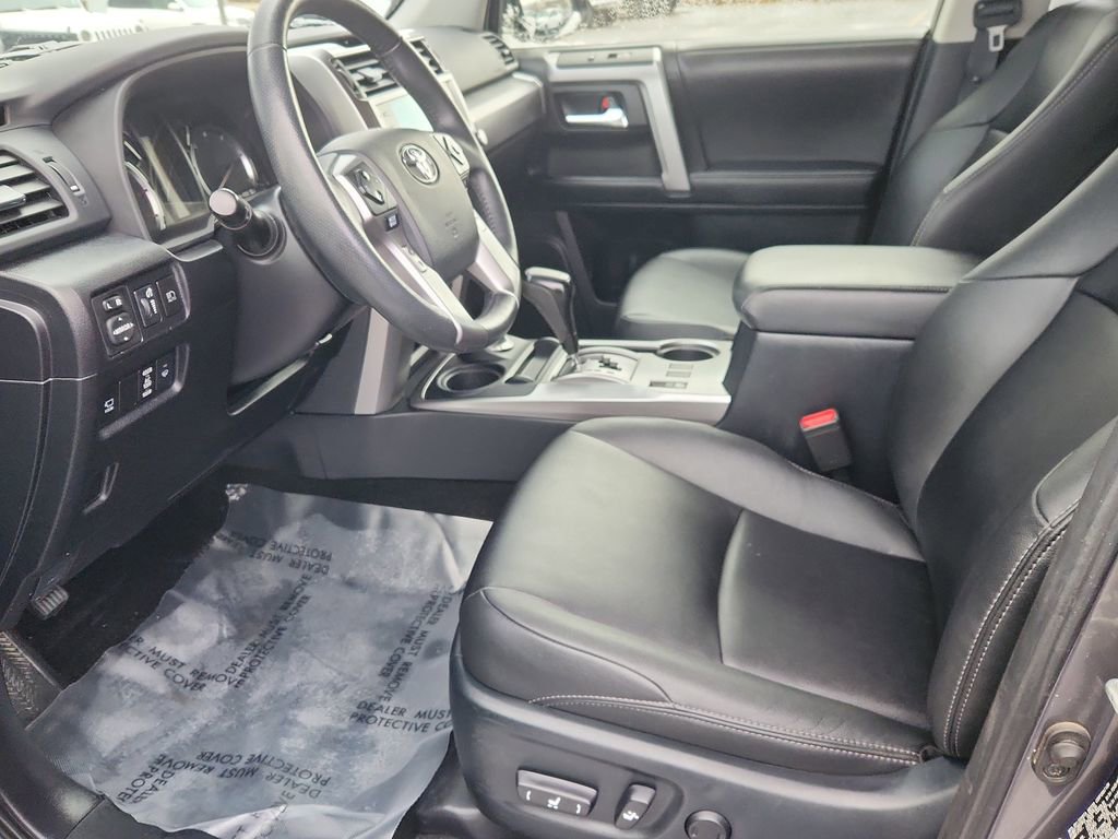 Used 2022 Toyota 4Runner TRD Sport image 7