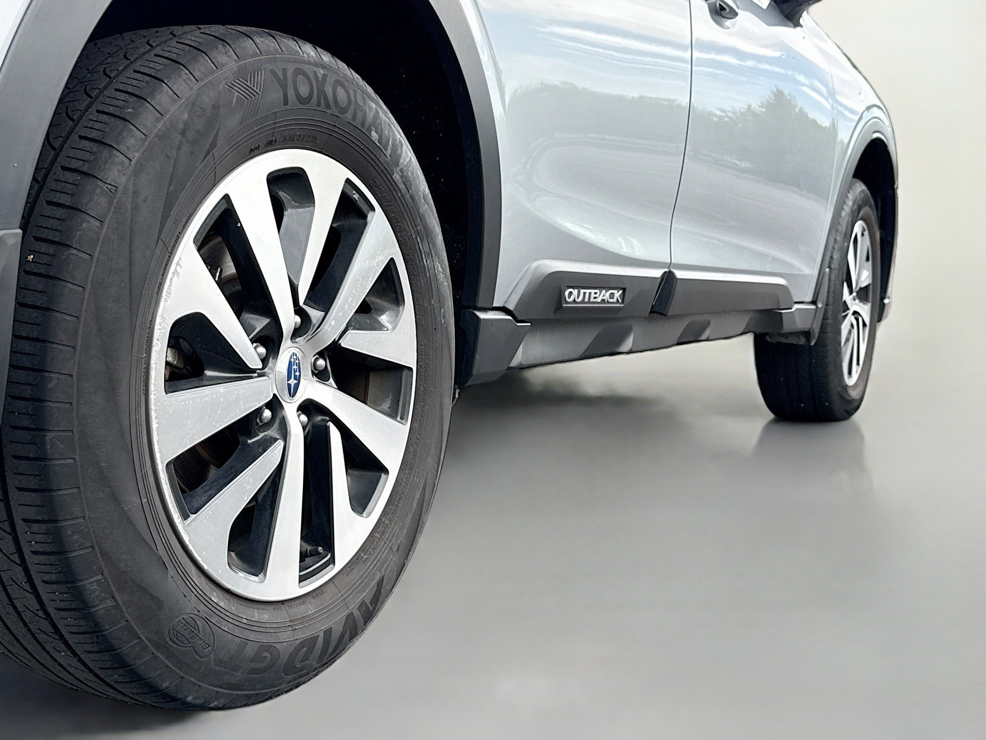 Used 2020 Subaru Outback Premium AWD/4WD image 15