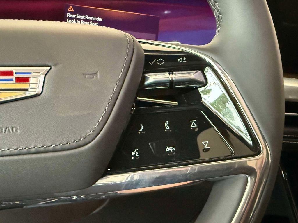 New 2026 Cadillac Escalade Platinum Sport w/ LPO, ONYX Package AWD/4WD image 19