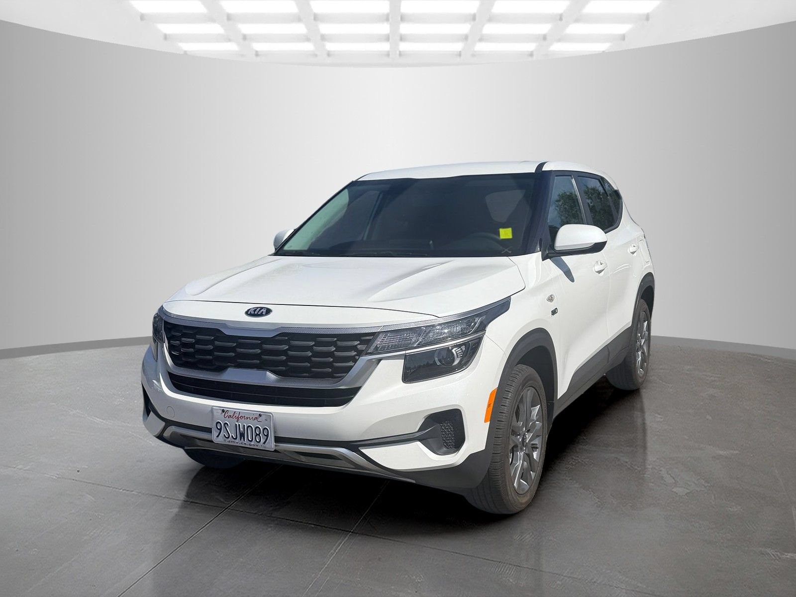 Used 2021 Kia Seltos LX AWD/4WD image 1