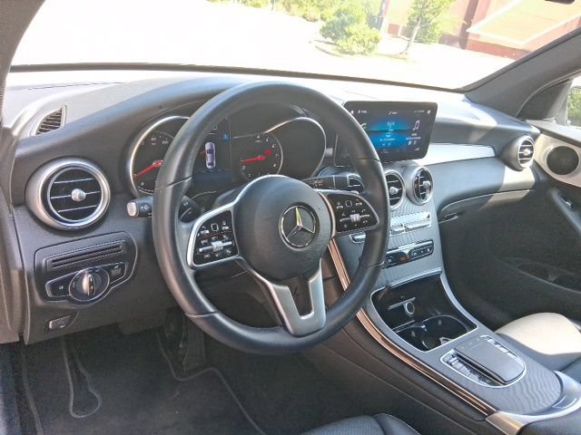 Used 2021 Mercedes-Benz GLC 300 image 14