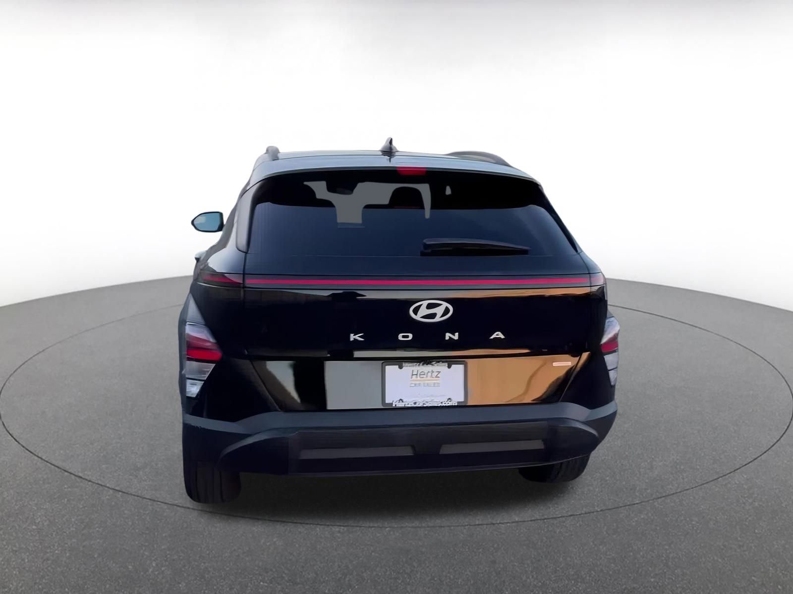 Used 2025 Hyundai Kona SEL image 12