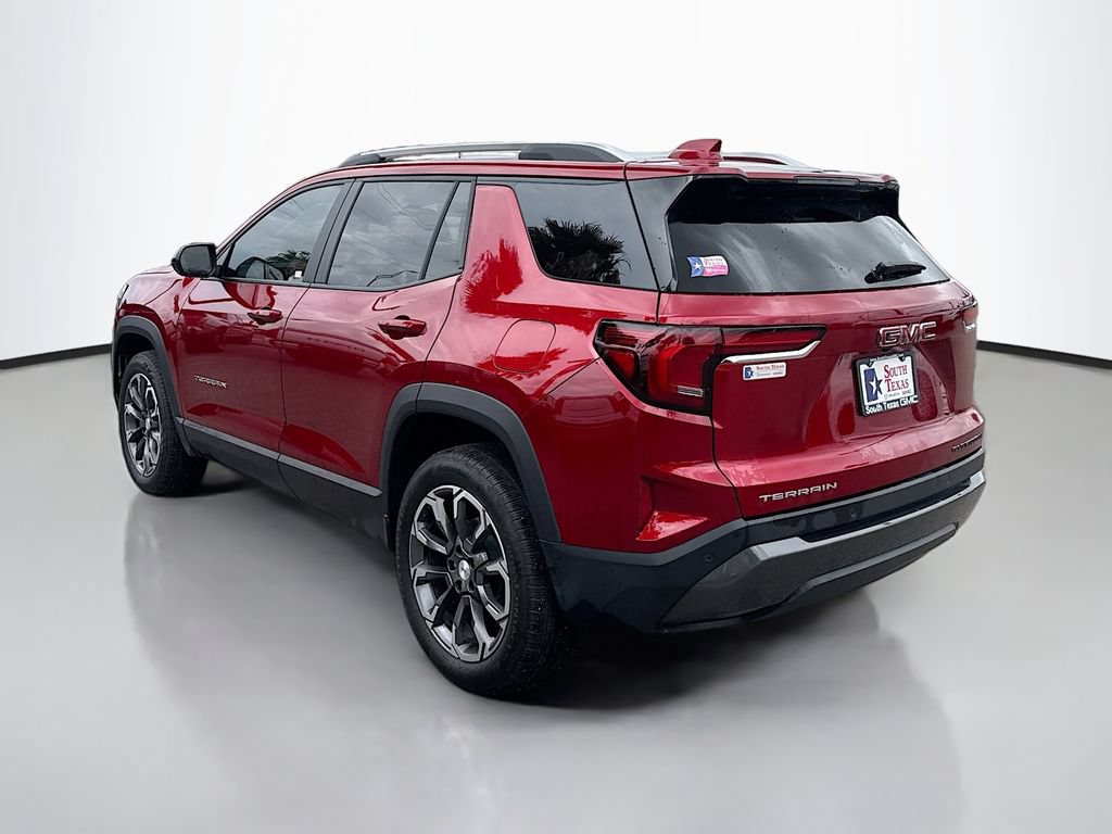 Used 2026 GMC Terrain Elevation w/ Elevation Premium Package FWD image 5