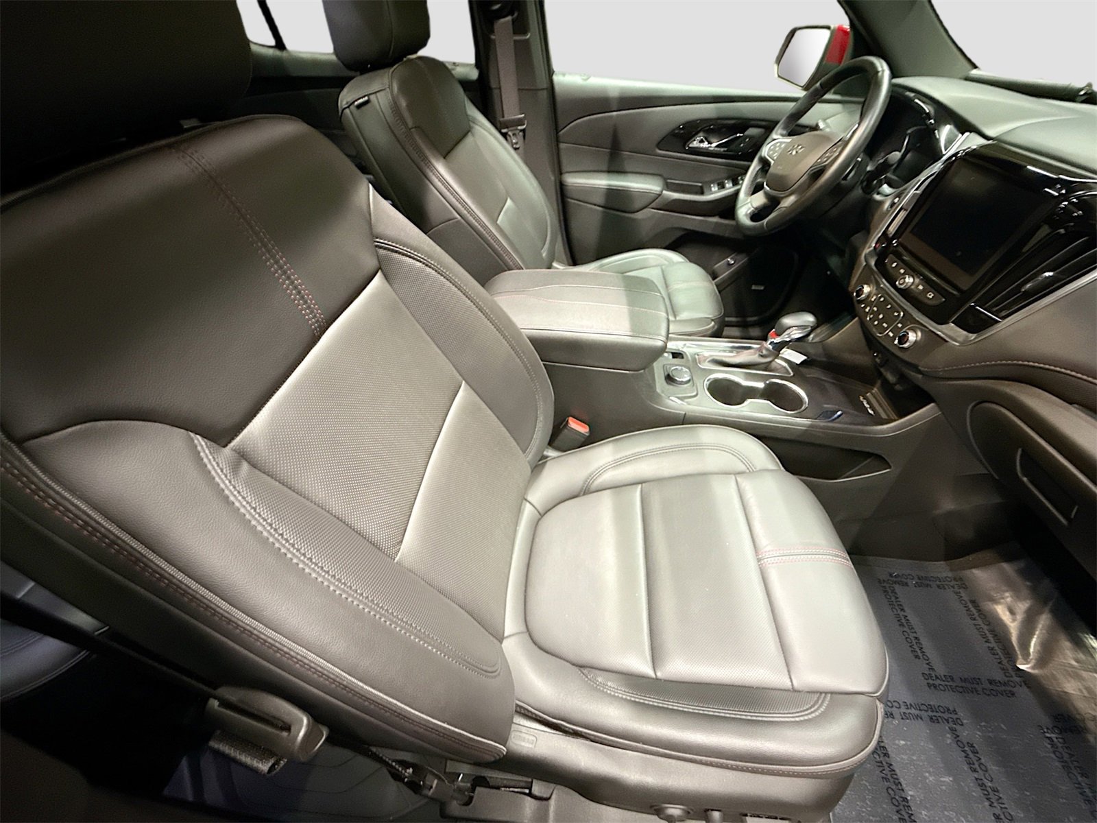 Used 2023 Chevrolet Traverse RS w/ LPO, Floor Liner Package image 32