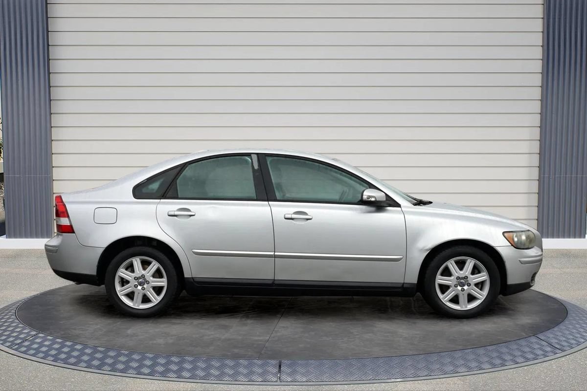 Used 2007 Volvo S40 2.4i FWD image 8