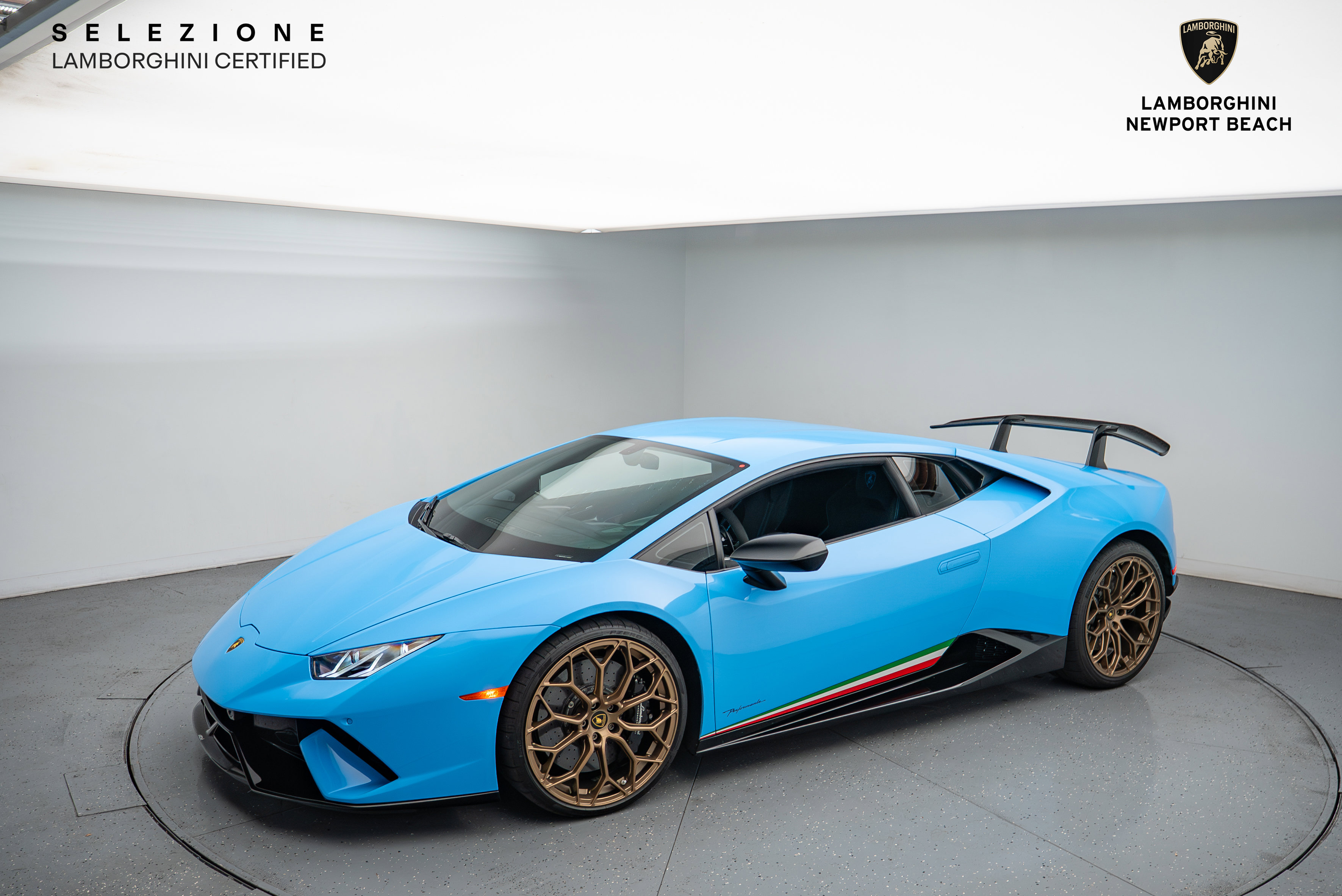 Used 2018 Lamborghini Huracan Performante image 12