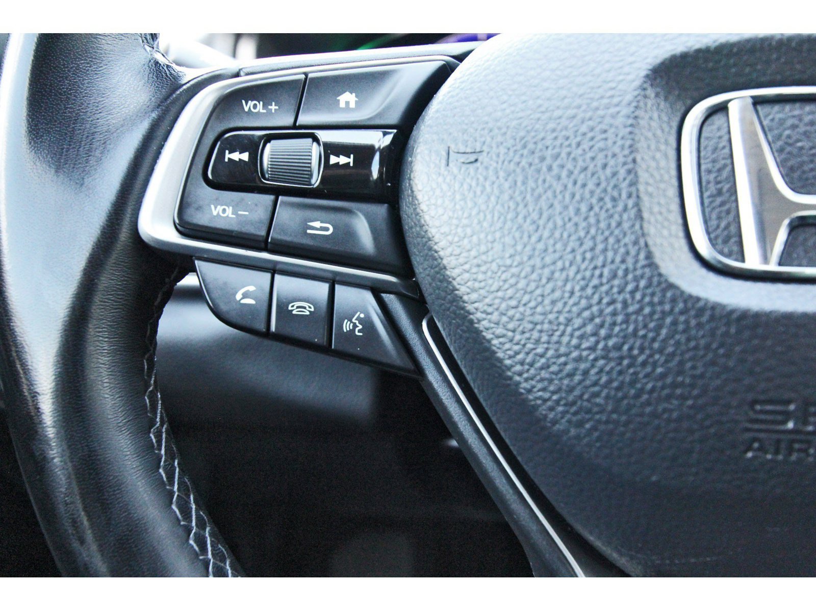 Used 2022 Honda Accord Touring image 19