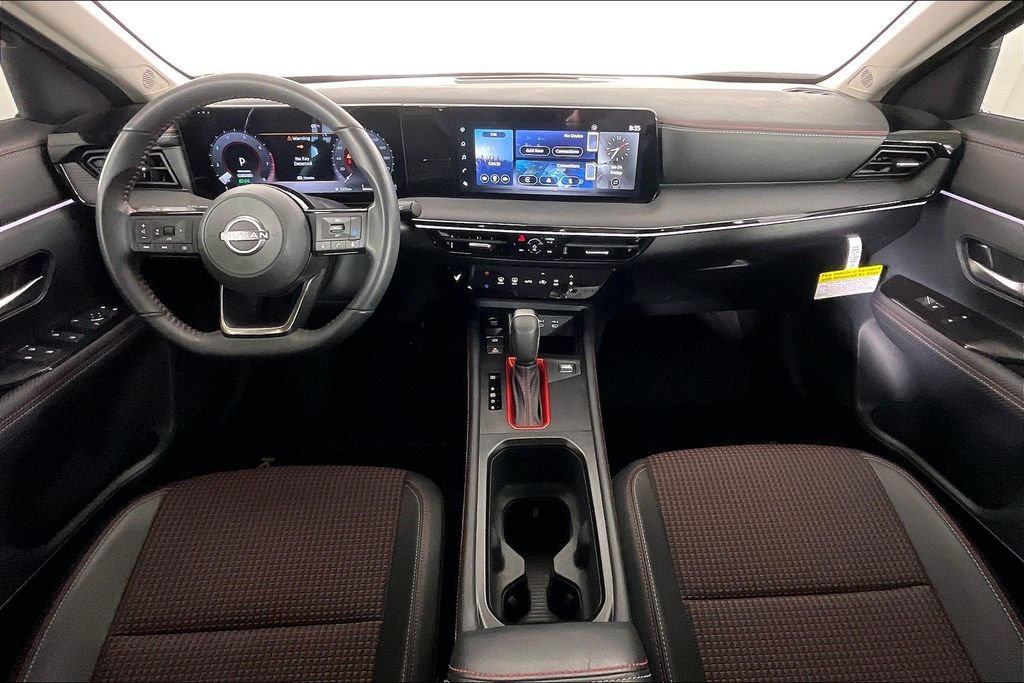 Certified 2025 Nissan Kicks SR FWD image 17