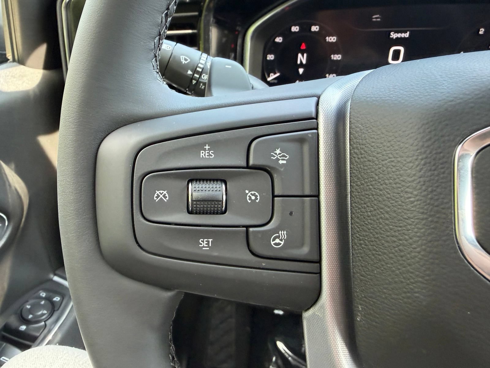 New 2026 GMC Sierra 1500 Elevation w/ Preferred Package AWD/4WD image 14