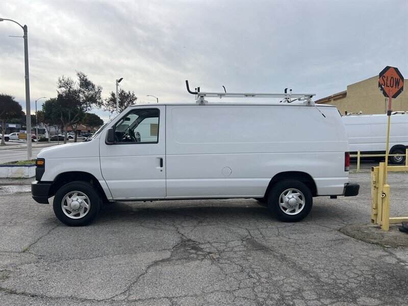 Used 2013 Ford E-150 and Econoline 150 RWD image 4