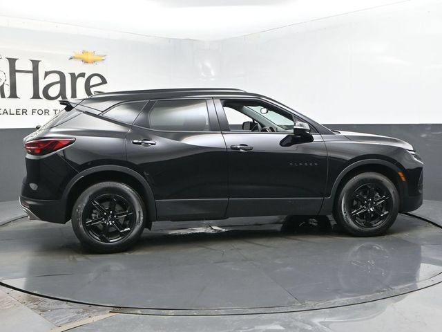 Used 2023 Chevrolet Blazer LT w/ Midnight/Sport Edition FWD image 35