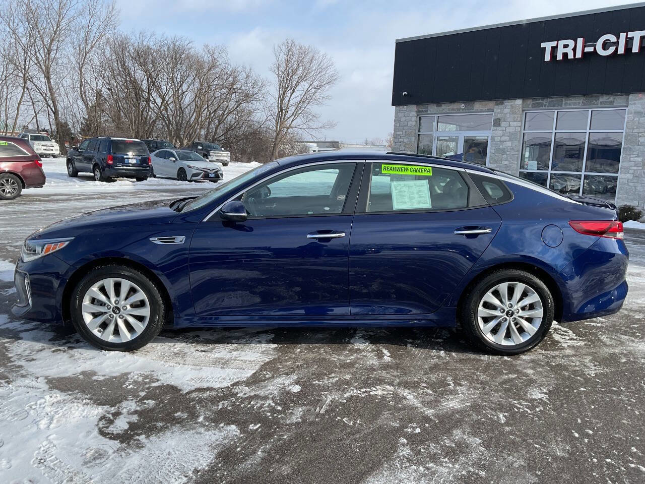 Used 2018 Kia Optima S image 3
