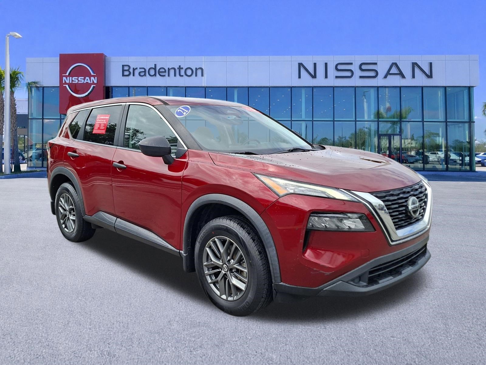 Used 2021 Nissan Rogue S image 3