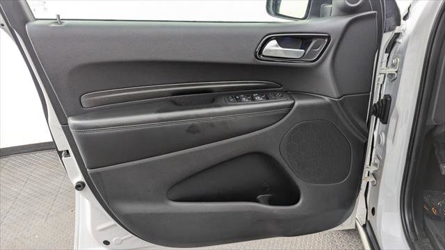 Used 2023 Dodge Durango SXT image 14