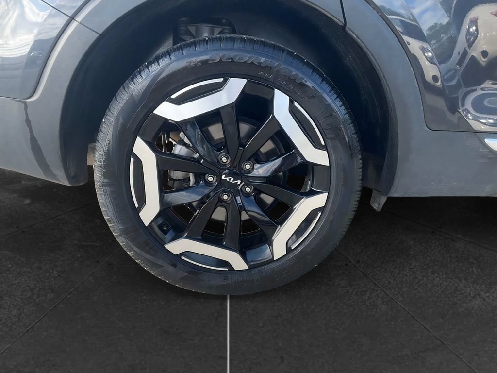 Used 2025 Kia Telluride S AWD/4WD image 9