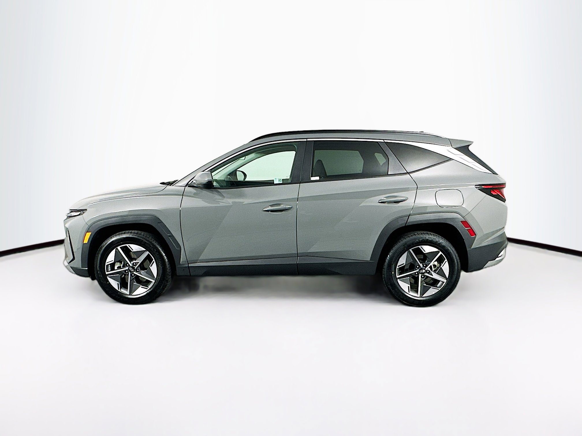 Used 2025 Hyundai Tucson SEL AWD/4WD image 4