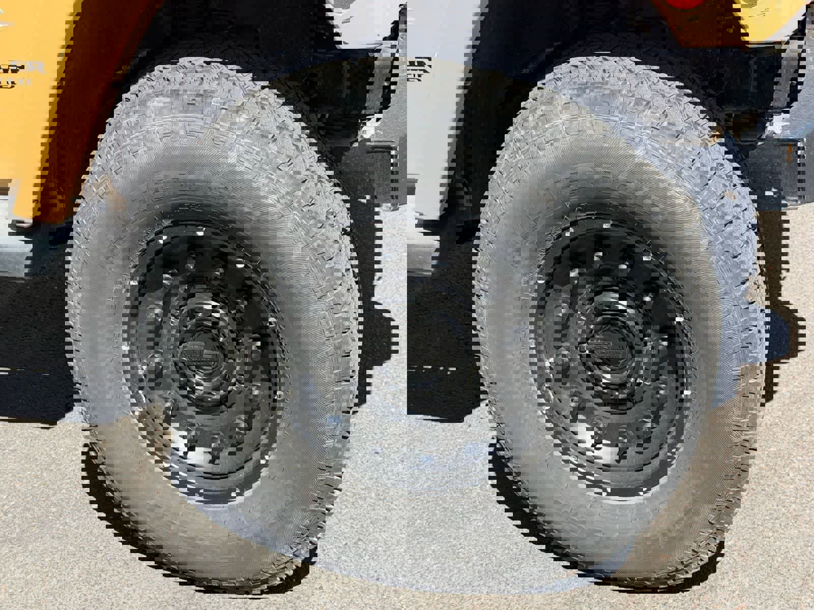 Used 2013 Jeep Wrangler Unlimited Sahara w/ Connectivity Group image 6