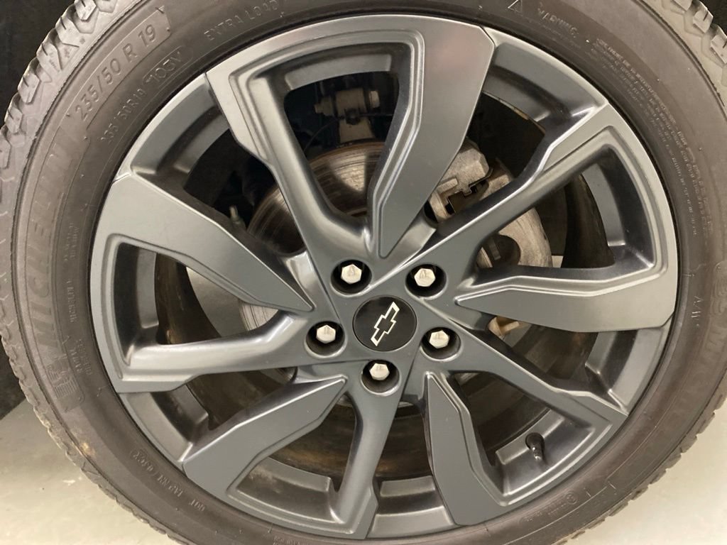 Used 2023 Chevrolet Equinox RS w/ LPO, Floor Liner Package AWD/4WD image 24