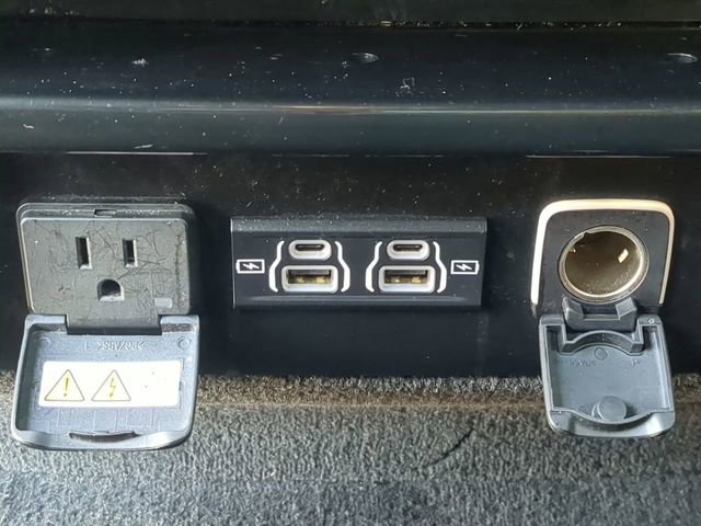 Used 2022 Jeep Wagoneer Series III image 18