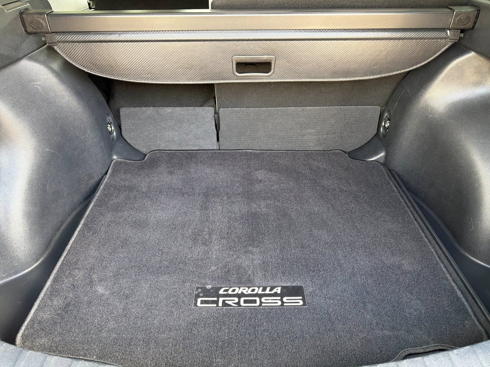 Used 2022 Toyota Corolla Cross L FWD image 14