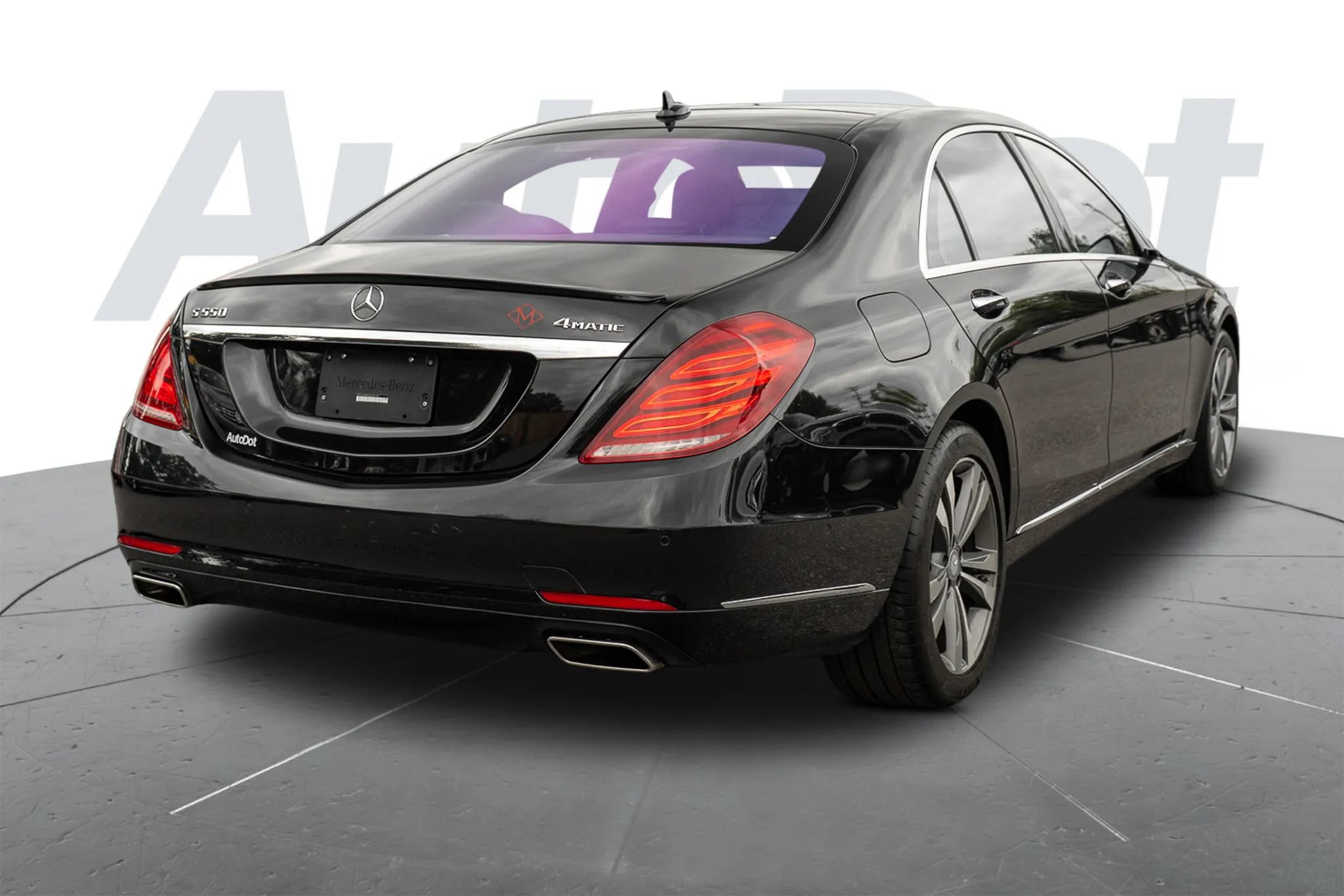 Used 2016 Mercedes-Benz S 550 4MATIC Sedan image 3
