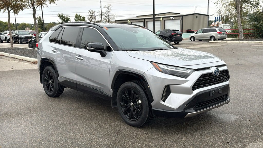 Used 2022 Toyota RAV4 XSE image 9
