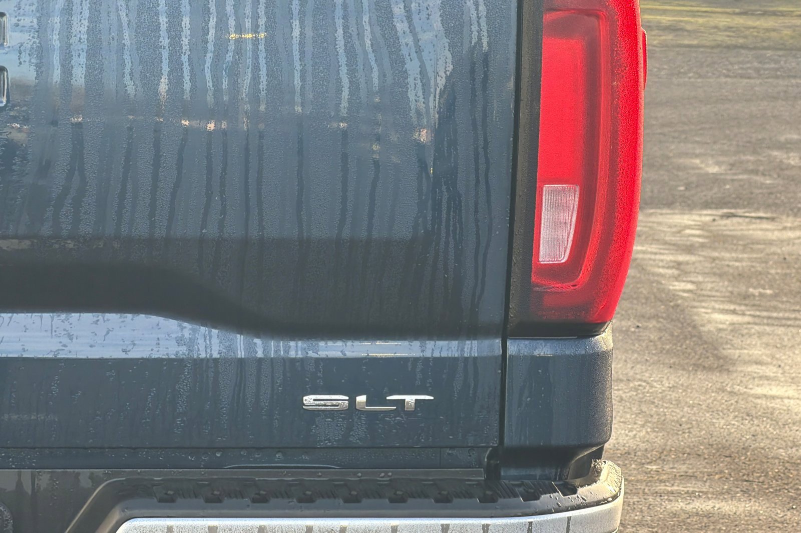 Used 2023 GMC Sierra 1500 SLT w/ SLT Convenience Package image 23