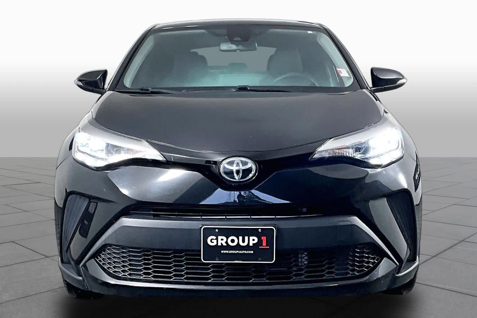 Used 2020 Toyota C-HR LE FWD image 4